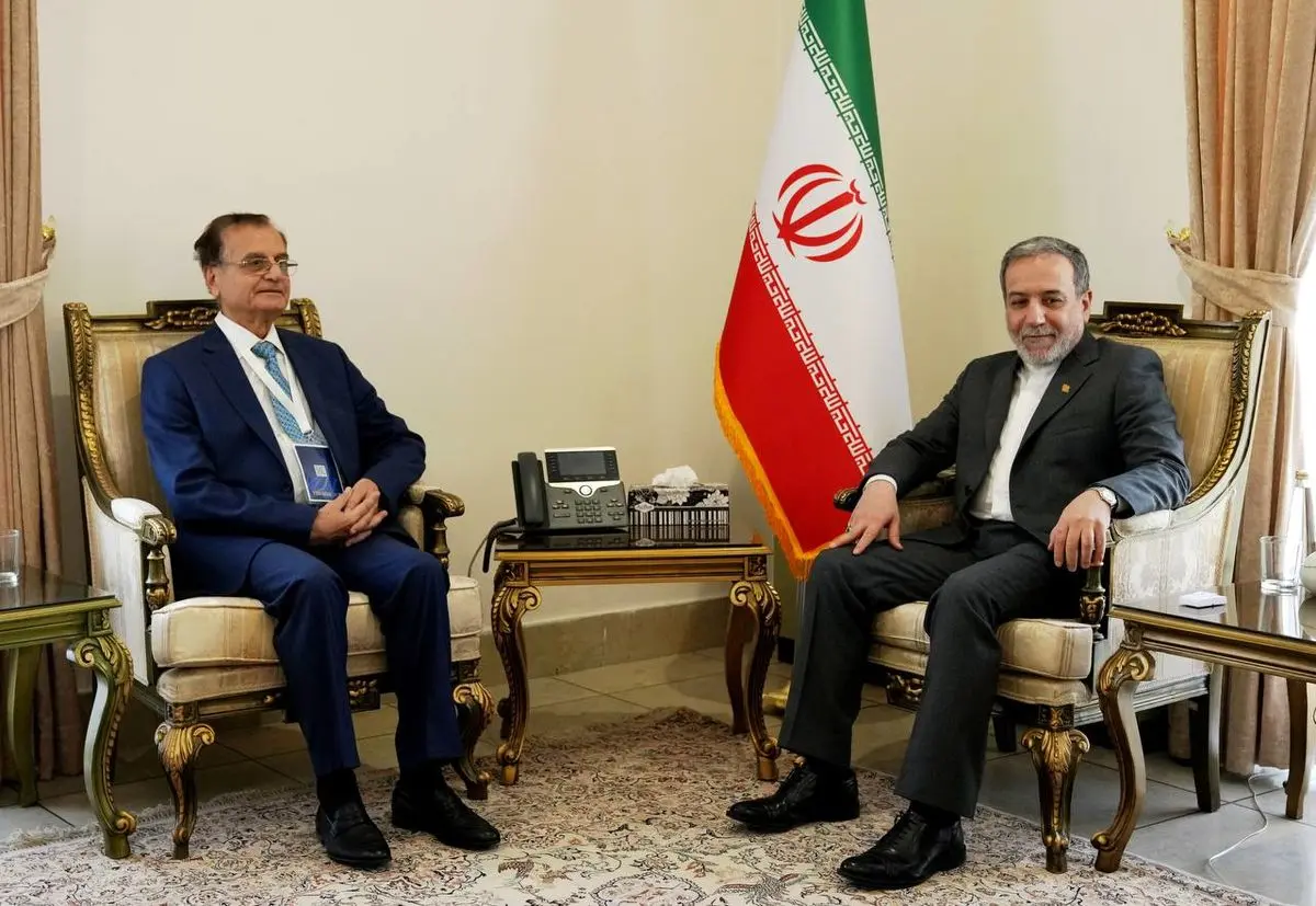 دیدار وزیر خارجه اسبق لبنان با عراقچی