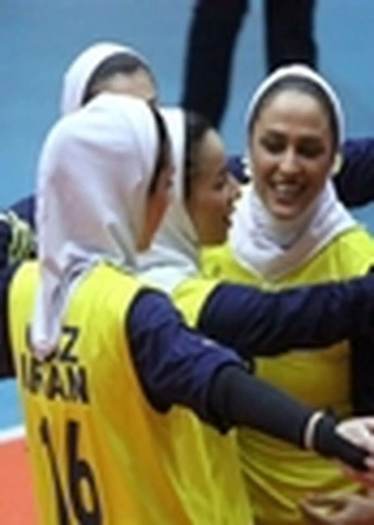 گاز قهرمان نیم فصل لیگ برتر والیبال بانوان شد