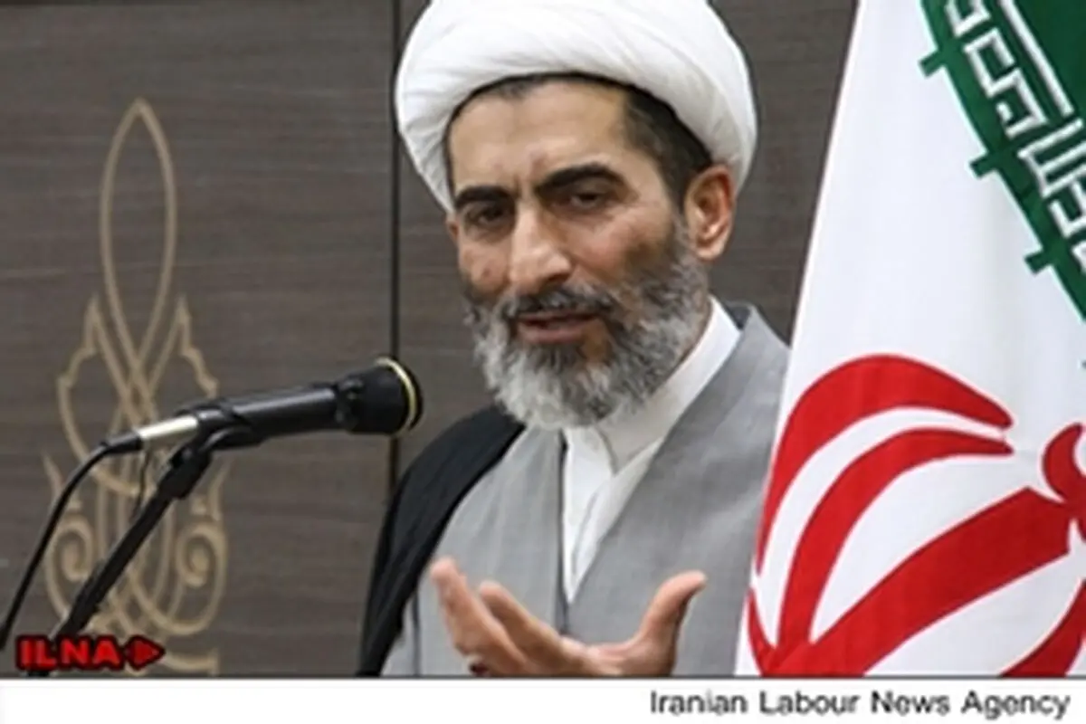 تشیع انگلیسی و تسنن آمریکایی خطرناک هستند