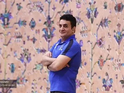 فرنگی کاران با هدایت محمد بنا با قهرمانان آسیا سرشاخ می‌شوند