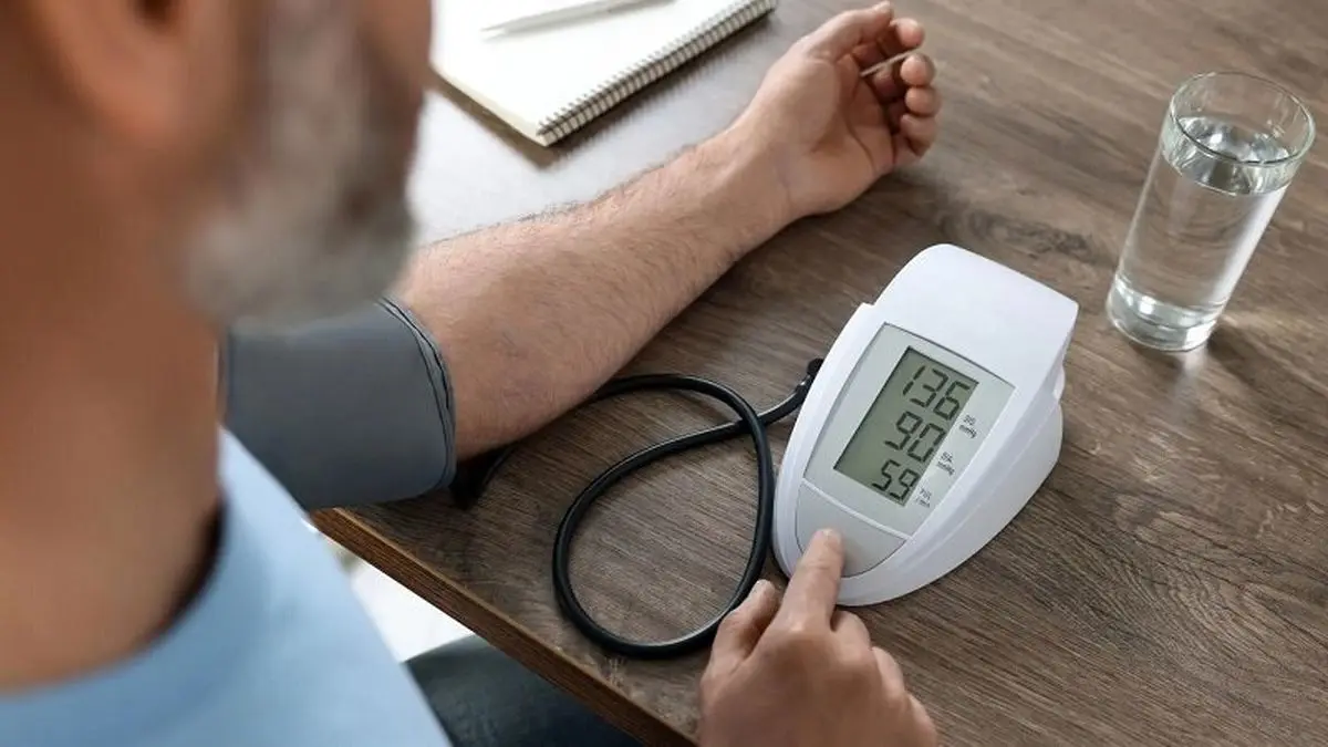 کافئین فشار خون را افزایش می‌دهد یا نه؟