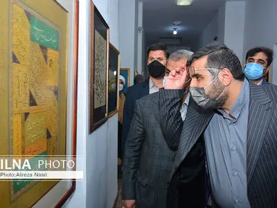 بازدید وزیر فرهنگ از نمایشگاه دوسالانه ملی خوشنویسی در قزوین