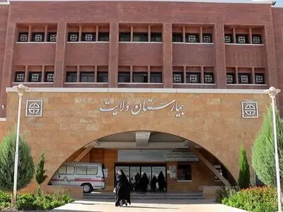 تنها بیمارستان دامغان ظرفیت پذیرش بیمار جدید ندارد/ کمبود کادر درمان چالش پیش روی بیماران کرونایی 