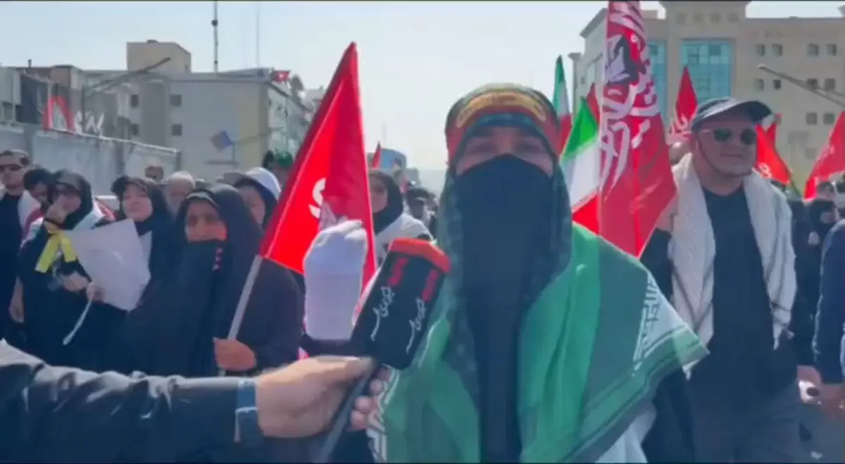 مرگ در بستر برایش ننگ بود؛ مراسم تشییع پیکر مطهر «آقای شهید ایران» و شهدای خانواده ایشان + فیلم
