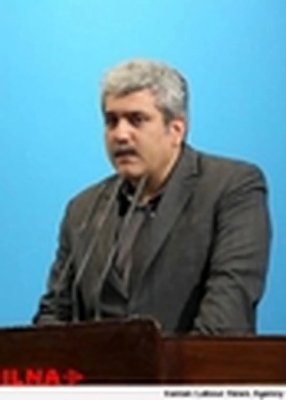 اقتصاد را با کمک نخبگان متحول می‌کنیم
