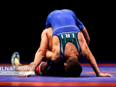 رقابت‌های کشتی آزاد قهرمانی کشور 