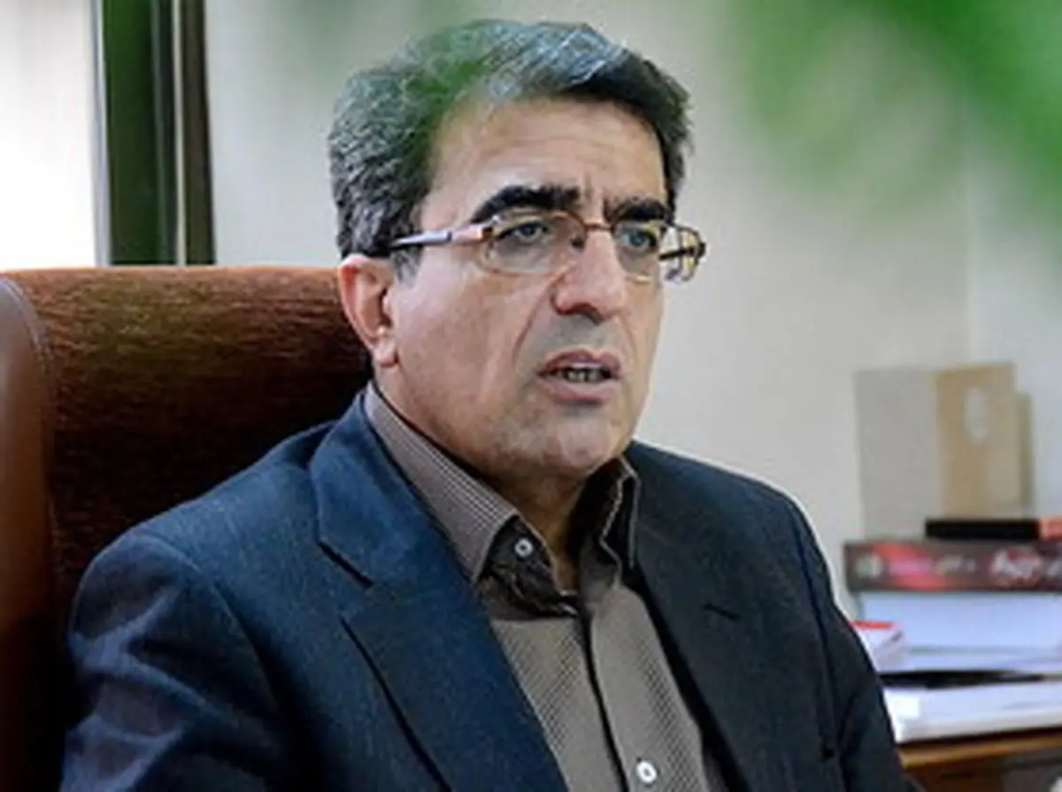 تنها حدود ۱۰ تا ۲۰ درصد پایان نامه‌ها کاربردی هستند/ شرط و شروط وزارت علوم برای تبدیل وضعیت اساتید در دانشگاه‌ها
