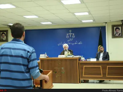از اعتراض باقری درمنی به اتهام «فساد فی‌الارض» تا تذکر قاضی به دلیل قرائت نامفهوم لایحه دفاعیه از سوی متهم