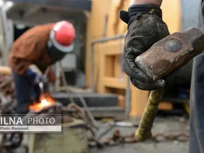 دیوارِ اعتمادِ ۸۰۰ هزار کارگر ساختمانی فروریخت/ دردسرهای قطعِ بیمه کارگرانِ ناتوان ادامه دارد/ تامین اجتماعی در انتظار شکایت باشد