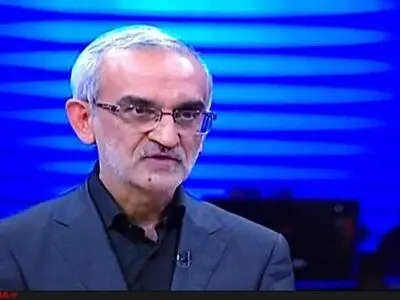  فیلم/لحظه عذرخواهی و استعفای مدیرعامل راه آهن در پخش زنده تلویزیونی 