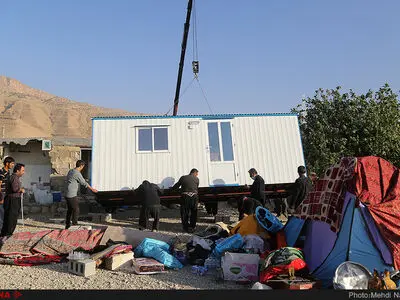 زلزله‌زدگان به پتو، نایلون، موکت و وسایل گرمایشی احتیاج دارند