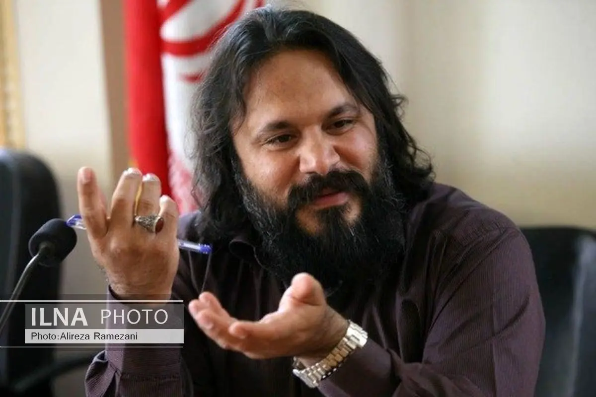 ‫تئاتر روشنفکرانه نمی‌خواهیم / بچه مسجدی‌ها را می‌آوریم‬