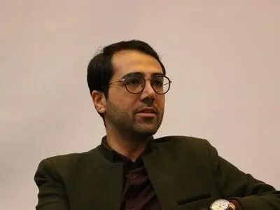 نگاه صدا و سیما به موسیقی باید تغییر کند/ چالش‌های سرود و مسابقه در «همآهنگ»