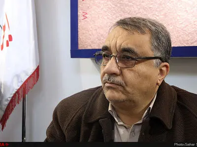 Ex-diplomat: Zarif carried Tehran's response to G7 summit