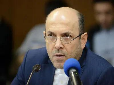 سعادتمند در آستانه بازگشت به استقلال