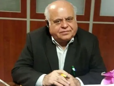 سازمان تامین اجتماعی در مسلخ مدیریت دولتی/ هزینه‌ی دارو و درمان بخش زیادی از دستمزد را می‌بلعد