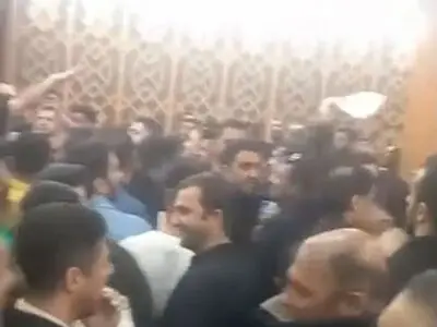 تجمع نانوایان اهواز مقابل استانداری خوزستان