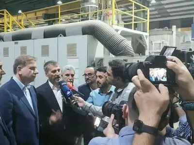 منطقه آزاد بوشهر باید به قطب تولید و گردشگری کشور تبدیل شود