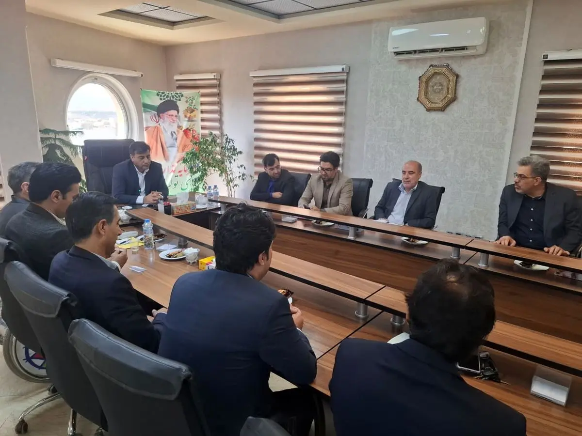 سردفتران بازوی توانمند ادارات ثبت در ترویج سند رسمی هستند