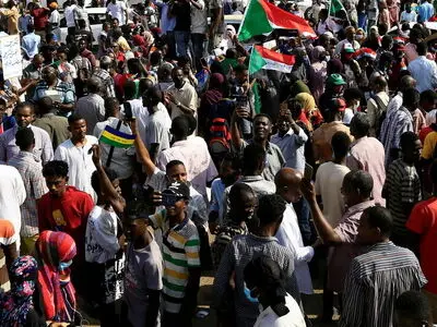 تداوم اعتراضات مردم سودان به کودتا و تسلط ارتش بر قدرت
