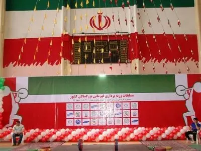 علی هاشمی قهرمان دسته 94 کیلوگرم شد 