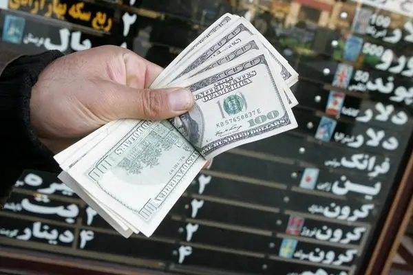 CBI chief reports rise in Iran’s foreign currency revenues