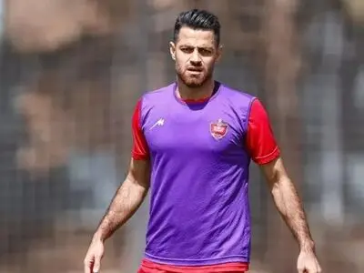 نیمکت‌نشینی عجیب پورعلی‌گنجی در پرسپولیس ادامه دارد