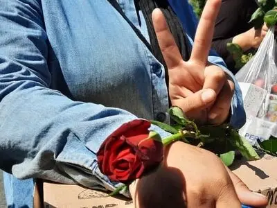 پاکشو لبخند را بر لبان کودکان کار نشاند