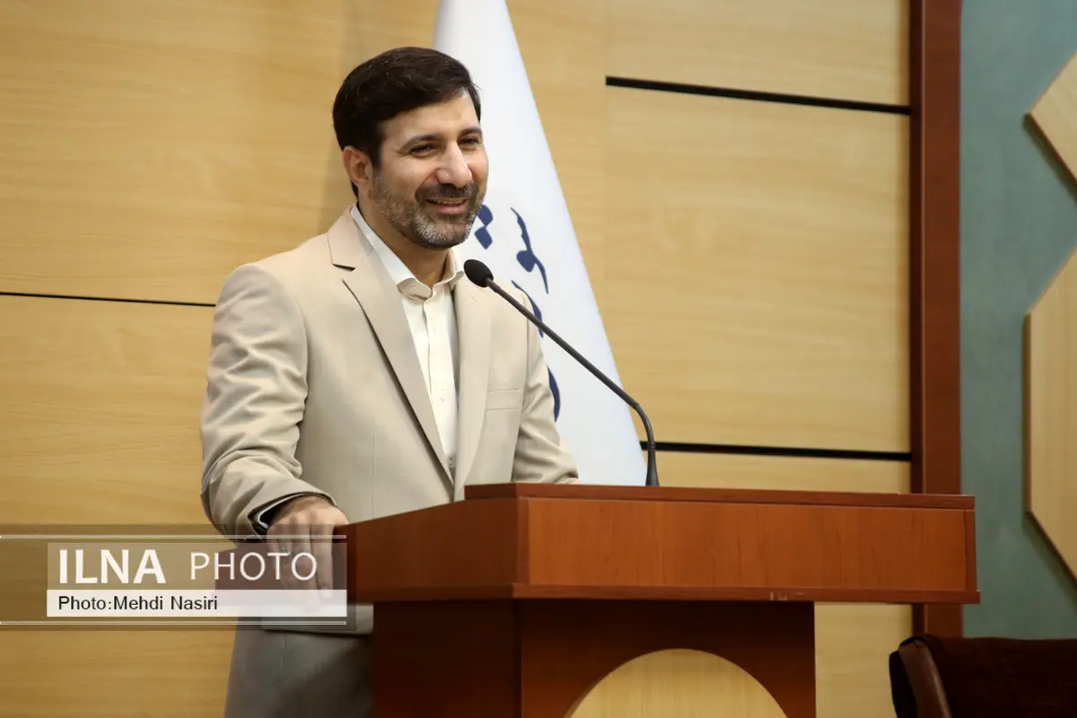 مشکلات کشور توسط نوجوانان و جوانان حل خواهد شد