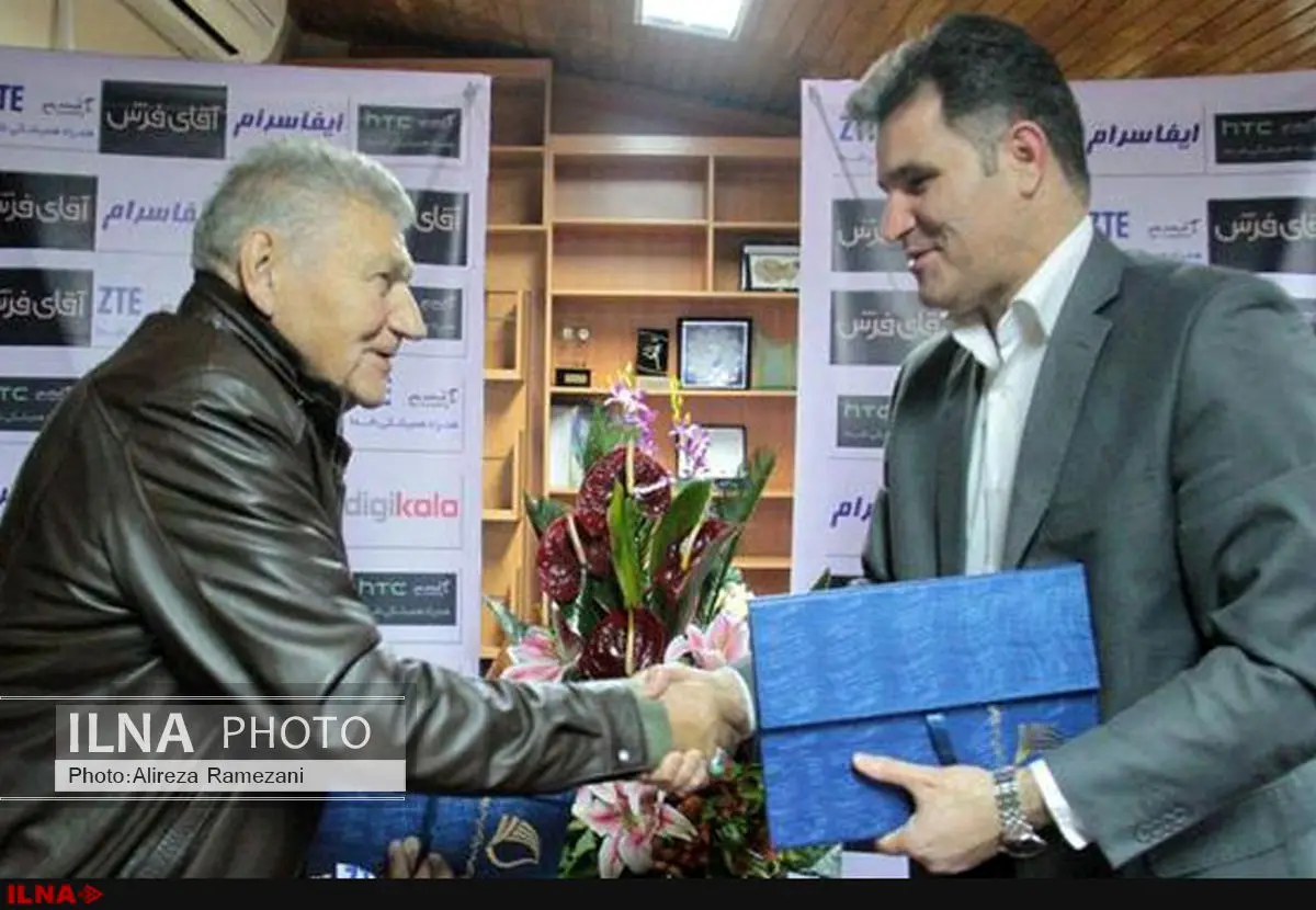 قرارداد مربی روسی احسان حدادی با فدراسیون دوومیدانی امضا شد