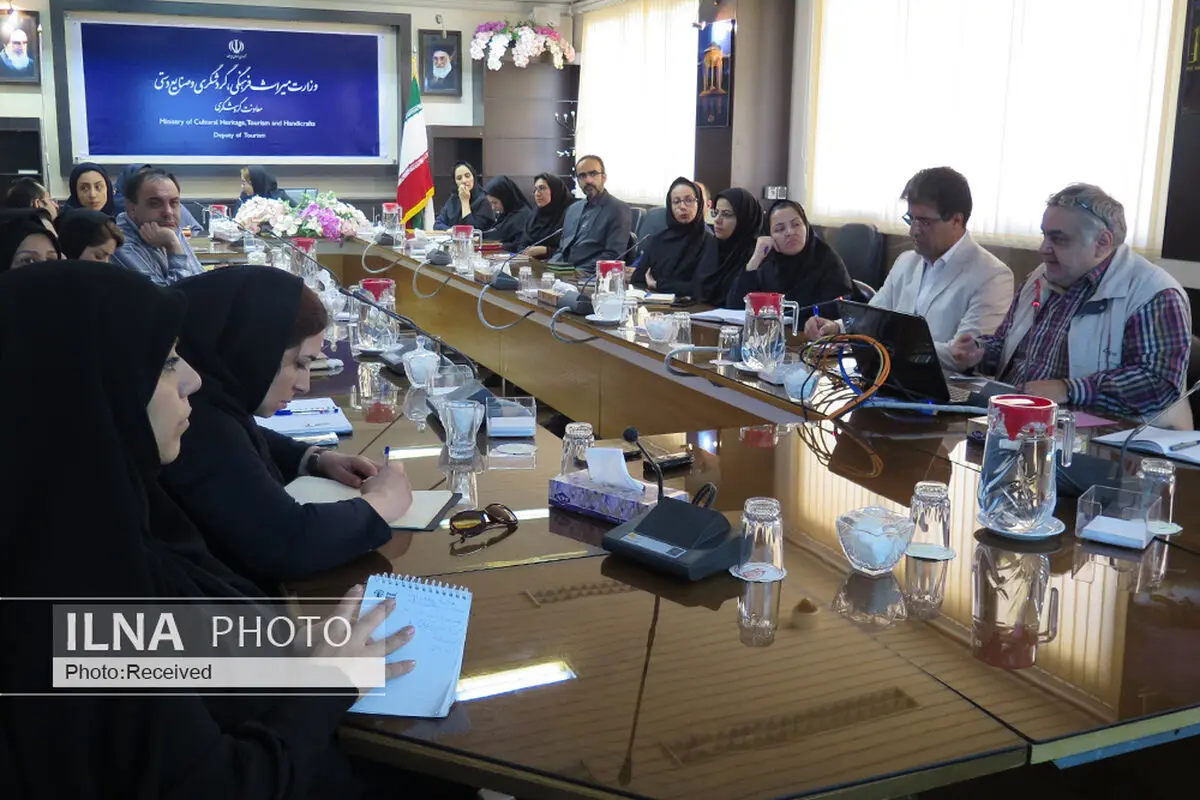 عکس‌ها و متن‌ها، جایگزینی برای گردشگری‌ تاریخی
