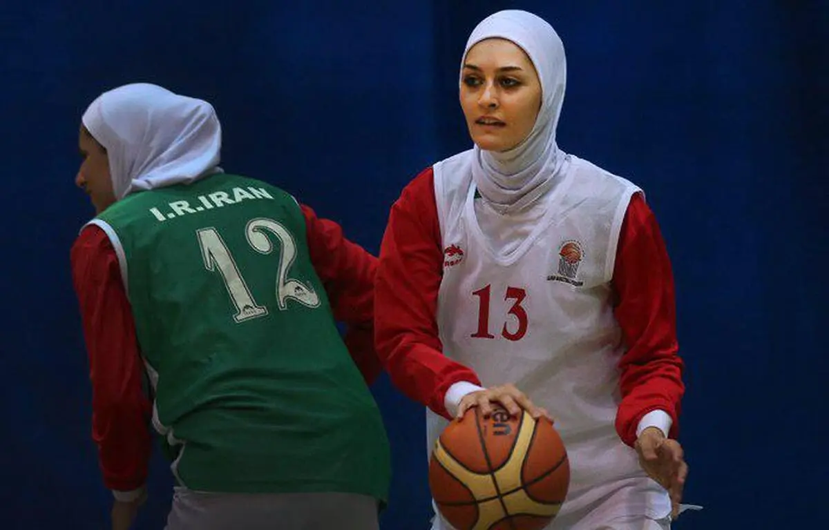 واکنش نماینده فدراسیون جهانی بسکتبال به حجاب دختران بسکتبالیست ایران + عکس