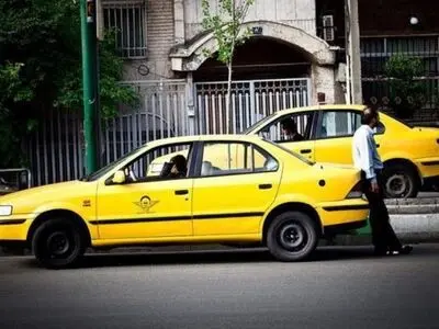 درخواست کمک تاکسیرانان برای تهیه پکیج بهداشتی از وزیر بهداشت/ مدیریت شهری خطرات ویروس کرونا را کمرنگ دیده است