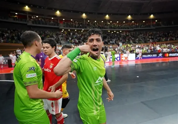 حسین طیبی در تیم منتخب لیگ قهرمانان اروپا
