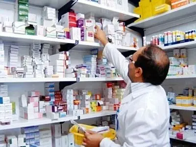 محدودیت ارزی و فشارهای مالی از عوامل اصلی کمبود دارو در کشور است