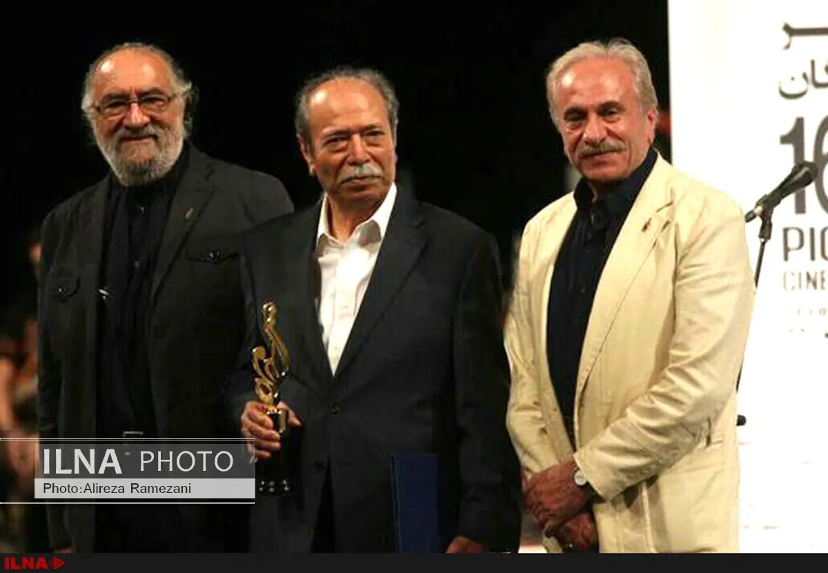 مهران مدیری برنده تندیس بهترین چهره تلویزیونی/ نشان «کیارستمی» به مکری رسید/ نصیریان بهترین بازیگر مرد درام تلویزیونی