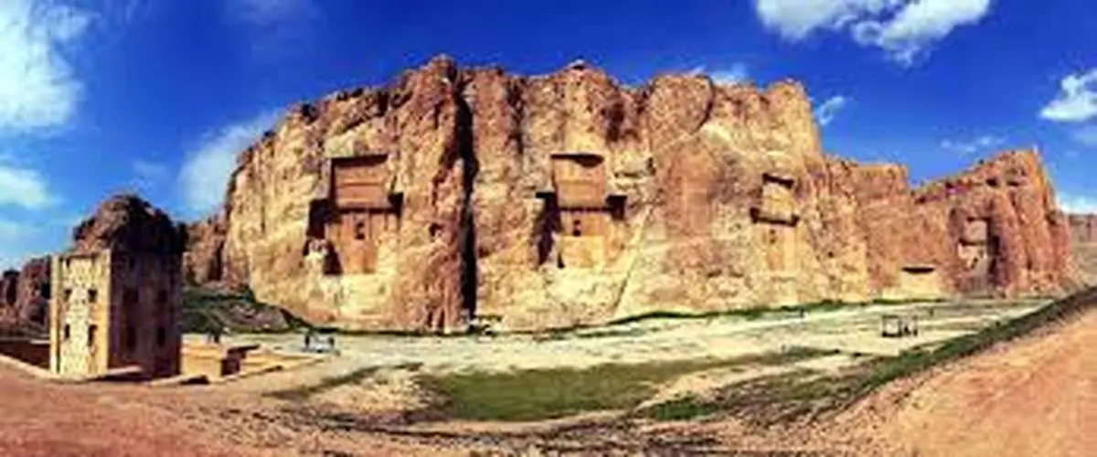 حکاکی آلبوم سنگیِ ۳۵۰۰ ساله بر سینۀ کوه+فیلم
