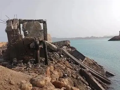 آب شیرین‌کن جاسک به مدار تولید بازگشته است/۲۰ روستا و ۱۰ هزار نفر از این طریق آب دریافت می‌کنند/ شایعه تخلیه روستاهای جنوب صحت ندارد