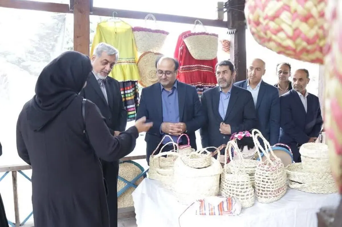  صنایع‌ دستی حلقه اتصال فرهنگ و اقتصاد است