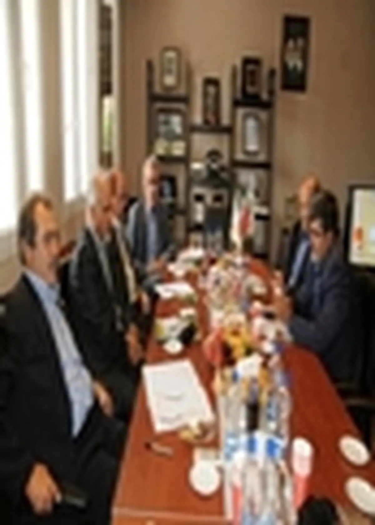 اولین نشست هم‌اندیشی مدیران شعب بانک کشاورزی شمال‌غرب کشور در تبریز برگزار شد