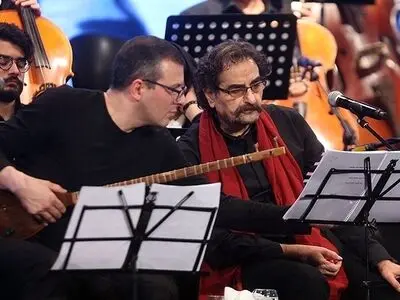 شهرام ناظری در کنسرتش چه قطعاتی را اجرا کرد؟