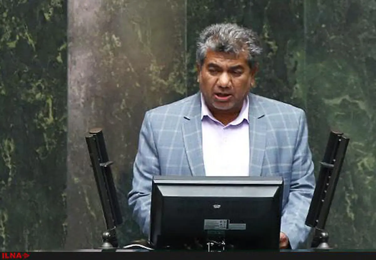 همکاری مردم در شهرهای بزرگ برای مقابله با کرونا بیشتر بوده است/ احتمالا تا پایان اردیبهشت این بحران را خواهیم داشت