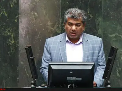 همکاری مردم در شهرهای بزرگ برای مقابله با کرونا بیشتر بوده است/ احتمالا تا پایان اردیبهشت این بحران را خواهیم داشت
