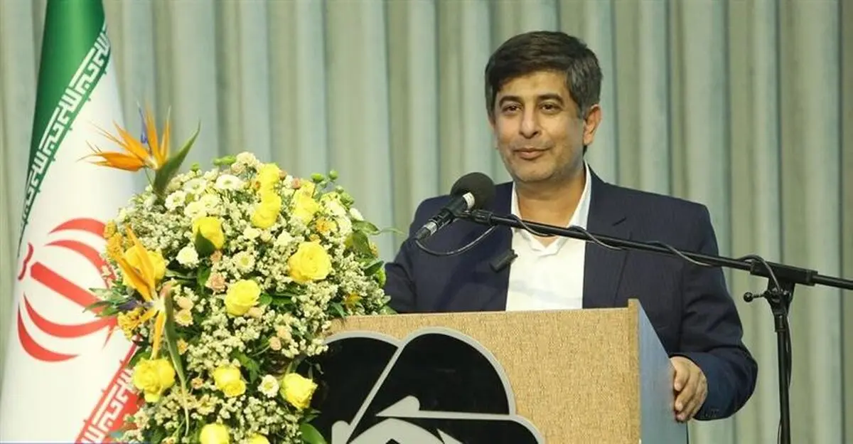 کارگران و مهندسان فولاد مبارکه قهرمانان اصلی بازسازی هستند