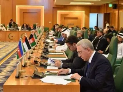 منظمة التعاون الإسلامي تتبني الخطة العربیة بشأن غزة وتؤکد على رفض التهجیر والتمسك بحق الشعب الفلسطیني بالبقاء فی أرضه