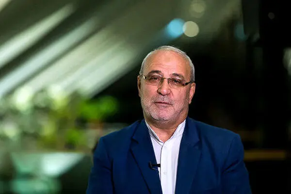 افزایش ۴۵ درصدی حقوق کارگران فقط عنوان دهان‌پرکنی است/ از لحاظ محتوا امروز با ۱۰ میلیون تومان نمی‌توان زندگی کرد