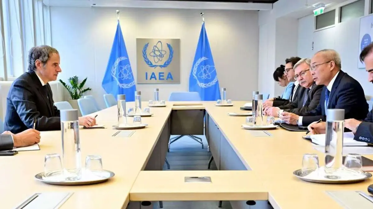 دیدار سفیران ایران، روسیه و چین با گروسی