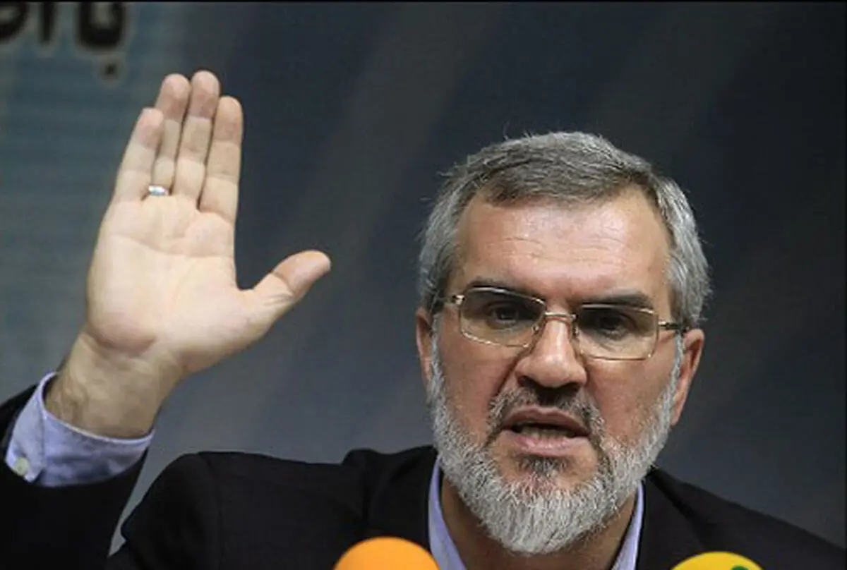 محمدرویانیان: طاهری بدترین بلاهای تاریخ را سرم آورد ولی از او حمایت کردم/ خانه ام را به خاطر پرسپولیس فروختم و الان مستاجرم/ یحیی گل محمدی را در پرسپولیس خیلی اذیت می‌کنند