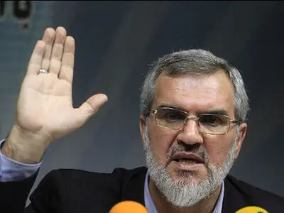 محمدرویانیان: طاهری بدترین بلاهای تاریخ را سرم آورد ولی از او حمایت کردم/ خانه ام را به خاطر پرسپولیس فروختم و الان مستاجرم/ یحیی گل محمدی را در پرسپولیس خیلی اذیت می‌کنند