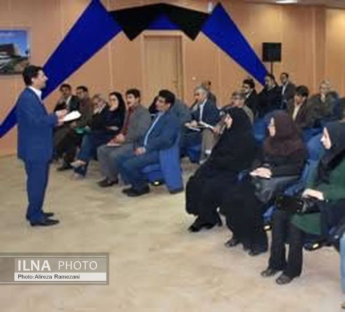 گردهماییتوانمندسازی موسسات خیریه در بهزیستی لرستان برگزار شد